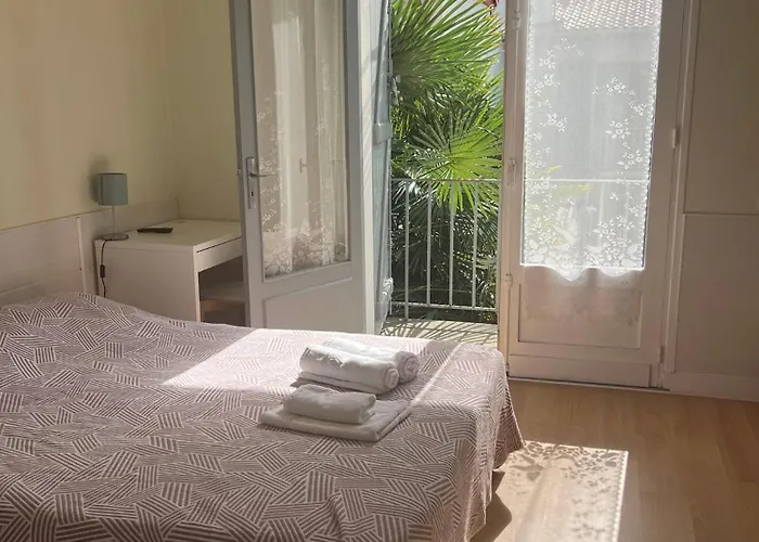 Hotel La Pergola - Centre Ville